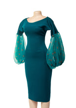 Load image into Gallery viewer, POKAGREN – Green knee length scuba dress with long sleeves