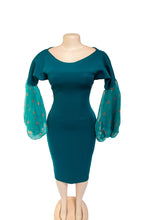 Load image into Gallery viewer, POKAGREN – Green knee length scuba dress with long sleeves