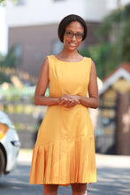 Load image into Gallery viewer, THE PRINCESS DART DRESS - Sleeveless penciled dress with Pleats